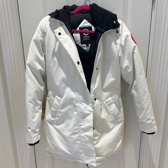 Canada Goose Victoria Parka in White Size Small - Picture 2 of 8
